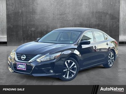 Used 2016 Nissan Altima 2.5 SR w/ LED Appearance Package