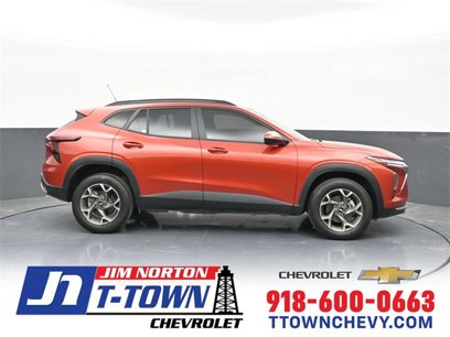 Used 2024 Chevrolet Trax LT w/ Driver Confidence Package