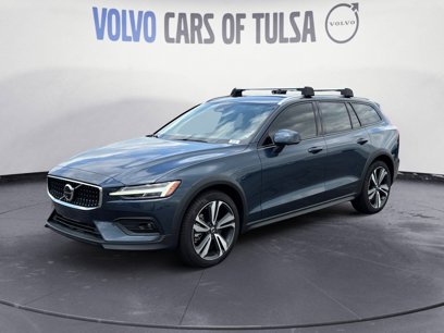 New 2025 Volvo V60 B5 Cross Country Plus w/ Protection Package Premier