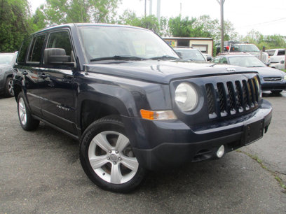 Used 2014 Jeep Patriot Latitude w/ Sun/Sound Group