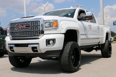 Used 2019 GMC Sierra 2500 Denali w/ Duramax Plus Package