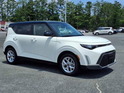 New 2025 Kia Soul S