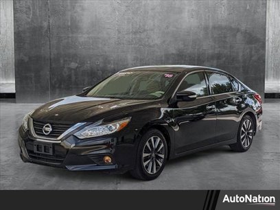 Used 2016 Nissan Altima 2.5 SL w/ 2.5 Technology Package