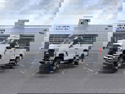 New 2024 Ford F250 XL w/ XL Chrome Package
