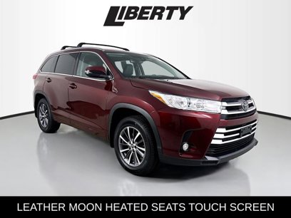 Used 2018 Toyota Highlander SE