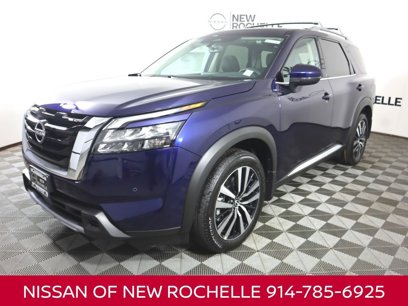 New 2025 Nissan Pathfinder Platinum w/ Cargo Package