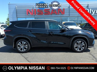Used 2024 Toyota Highlander XLE