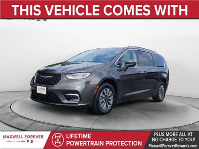 Used 2021 Chrysler Pacifica Touring-L