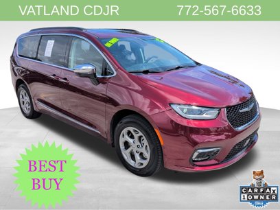 Used 2023 Chrysler Pacifica Limited