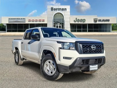 Used 2023 Nissan Frontier S w/ Technology Package