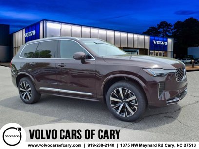 New 2025 Volvo XC90 B6 Core w/ Climate Package