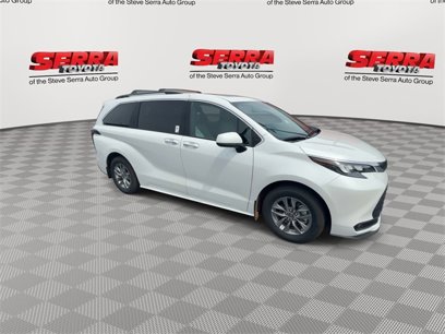 New 2025 Toyota Sienna XLE w/ XLE Plus Package