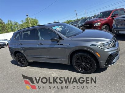 Certified 2022 Volkswagen Tiguan SE R-Line