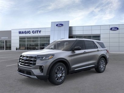 Used 2025 Ford Explorer Active w/ Active Comfort Package