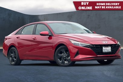 Used 2023 Hyundai Elantra SEL