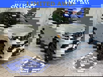 New 2025 Jeep Compass Limited w/ High Altitude Package