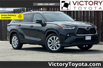 New 2025 Toyota Highlander Limited