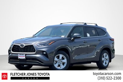 New 2025 Toyota Highlander LE
