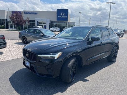 Used 2025 Volvo XC60 T8 Ultra w/ Climate Package