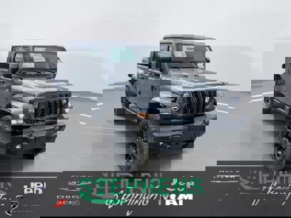 New 2025 Jeep Gladiator Sport