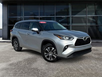 Used 2020 Toyota Highlander XLE