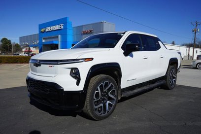 New 2024 Chevrolet Silverado EV RST w/ LPO, Utility Wall Package