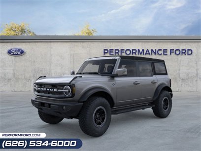 New 2024 Ford Bronco Outer Banks w/ Sasquatch Package