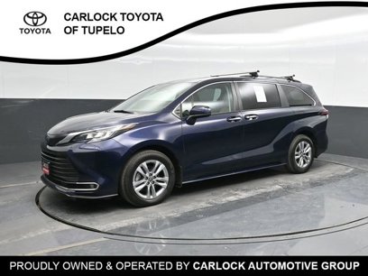 Used 2022 Toyota Sienna XLE
