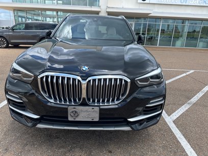 Used 2021 BMW X5 xDrive40i w/ Premium Package 2