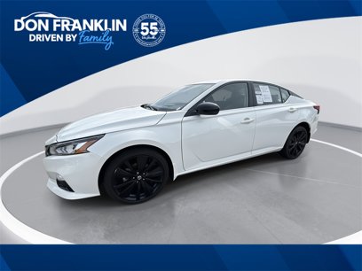 Used 2022 Nissan Altima 2.5 SR w/ Midnight Edition Package