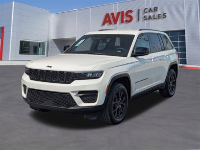 Used 2024 Jeep Grand Cherokee Altitude
