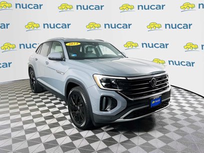 Used 2024 Volkswagen Atlas Cross Sport SE w/ Black Wheel Package