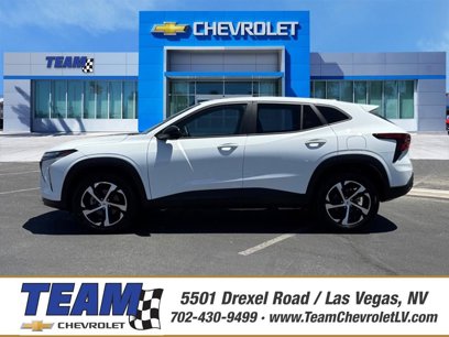 New 2025 Chevrolet Trax RS w/ Sunroof Package