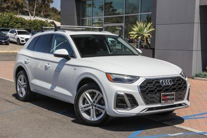 Certified 2024 Audi Q5 e Premium w/ Convenience Package