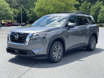 New 2025 Nissan Pathfinder SV