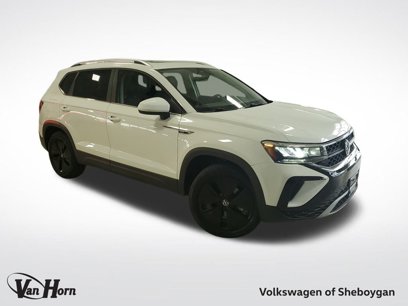 Used 2023 Volkswagen Taos SE w/ Panoramic Sunroof Package
