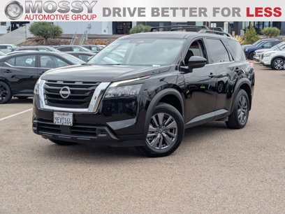 Used 2023 Nissan Pathfinder SV w/ SV Premium Package