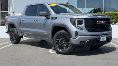 New 2025 GMC Sierra 1500 Elevation