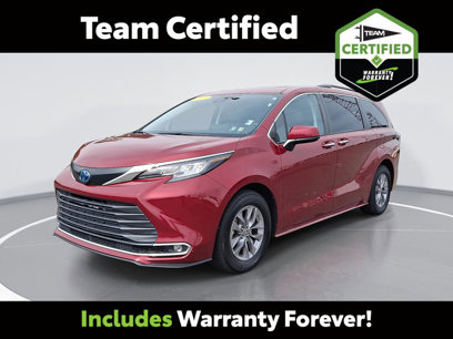 Used 2023 Toyota Sienna XLE