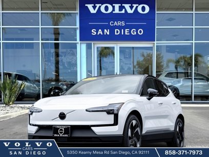 New 2025 Volvo EX30 Plus w/ Climate Package