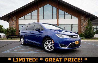 Used 2020 Chrysler Pacifica Limited