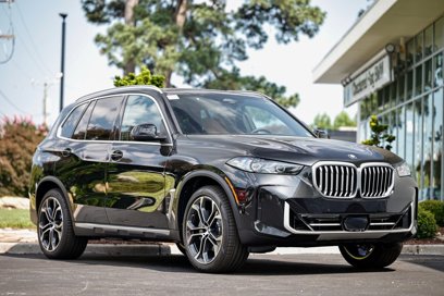 New 2026 BMW X5 xDrive50e w/ Premium Package