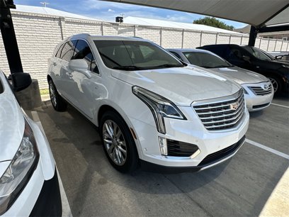 Used 2017 Cadillac XT5 Platinum w/ Driver Assist Package