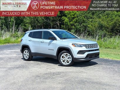 Used 2024 Jeep Compass Latitude