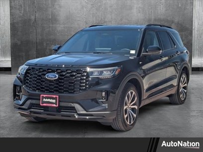 New 2025 Ford Explorer ST-Line w/ Premium Package