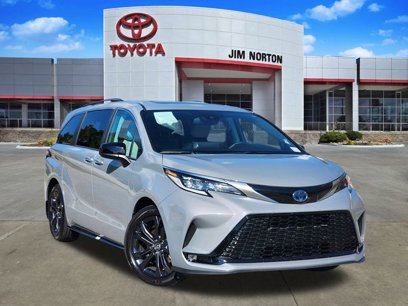Used 2024 Toyota Sienna XSE
