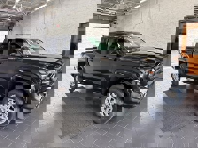 New 2025 Toyota Tacoma SR5