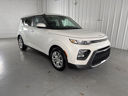 Used 2022 Kia Soul LX