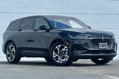 New 2024 Lincoln Nautilus Premier w/ Equipment Group 102A