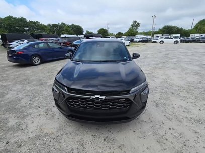 Used 2025 Chevrolet Trax RS
